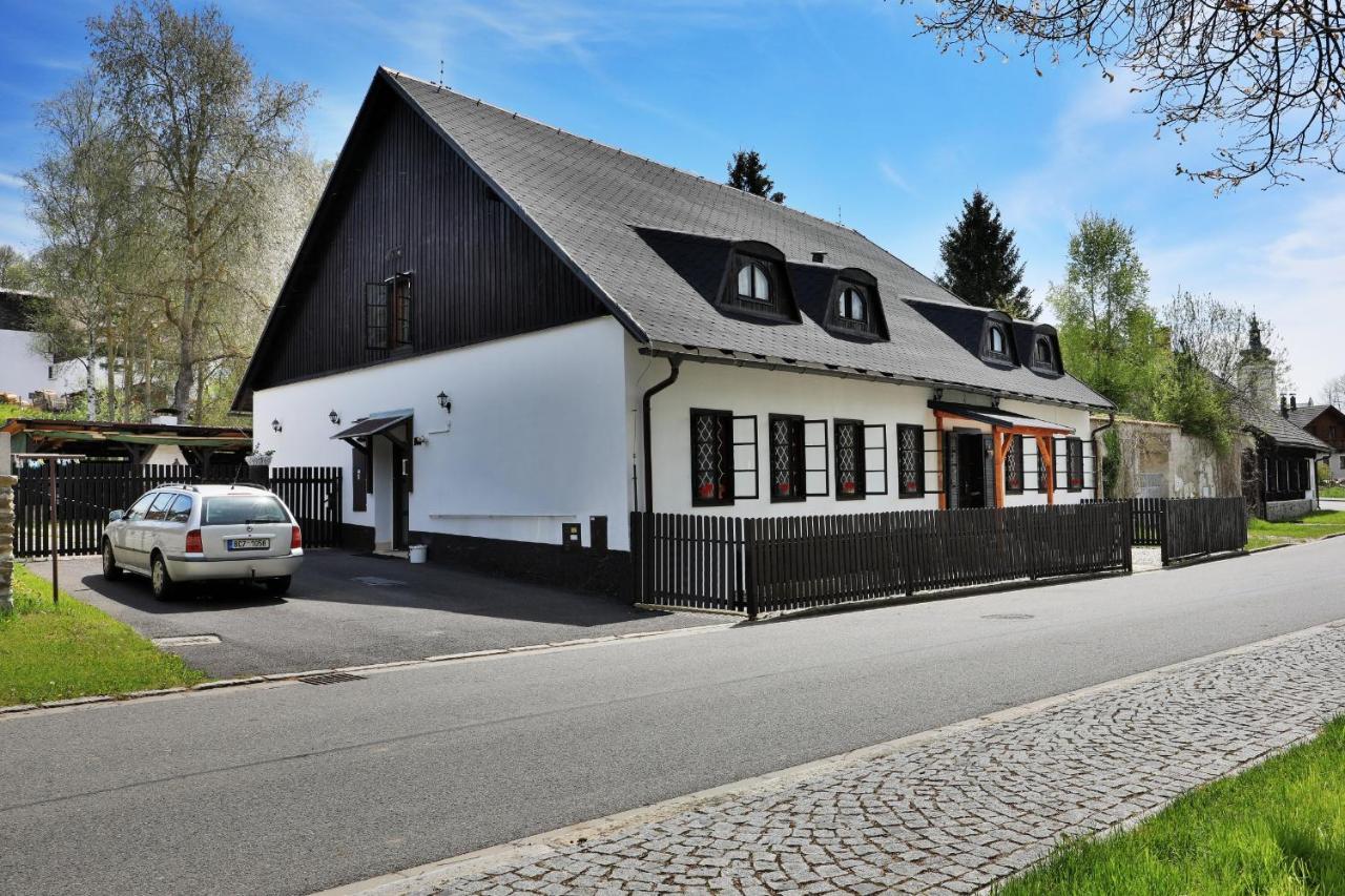 Na Starem Meste Volary Exteriör bild